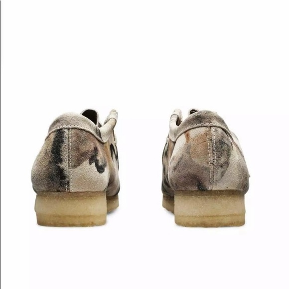 Off white camouflage wallabees (rare) color scheme
